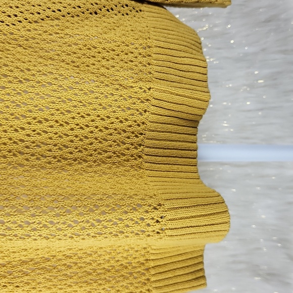 Van Heusen Mustard Crew Neck Sweater - Picture 3 of 6